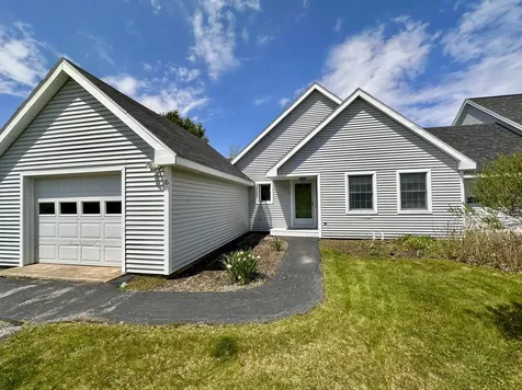 16 Schooner Drive Rockland ME 04841