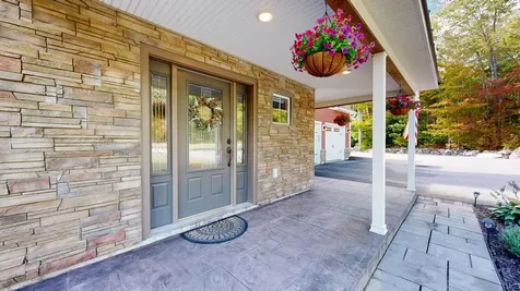165 Rabbit Road Sabattus ME 04280