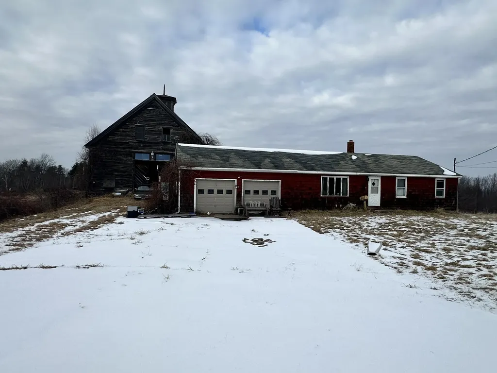281 Mt. Hope Road Sanford ME 04073