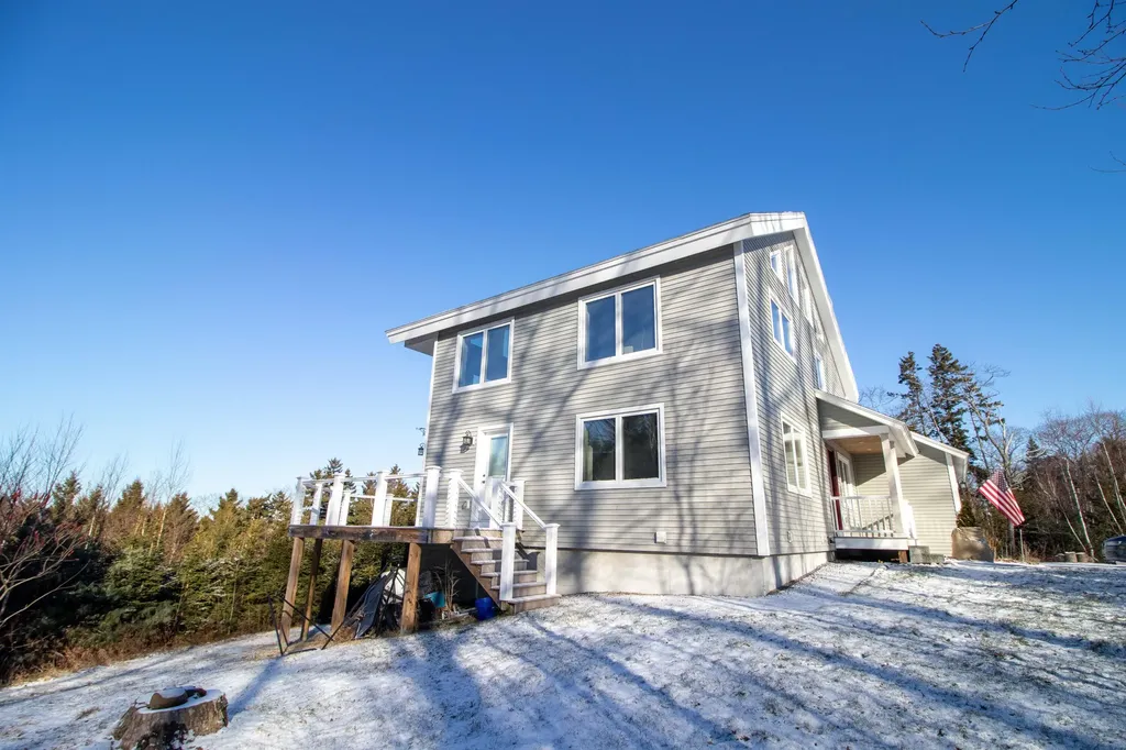 15 Goose Ledge Road Harpswell ME 04079