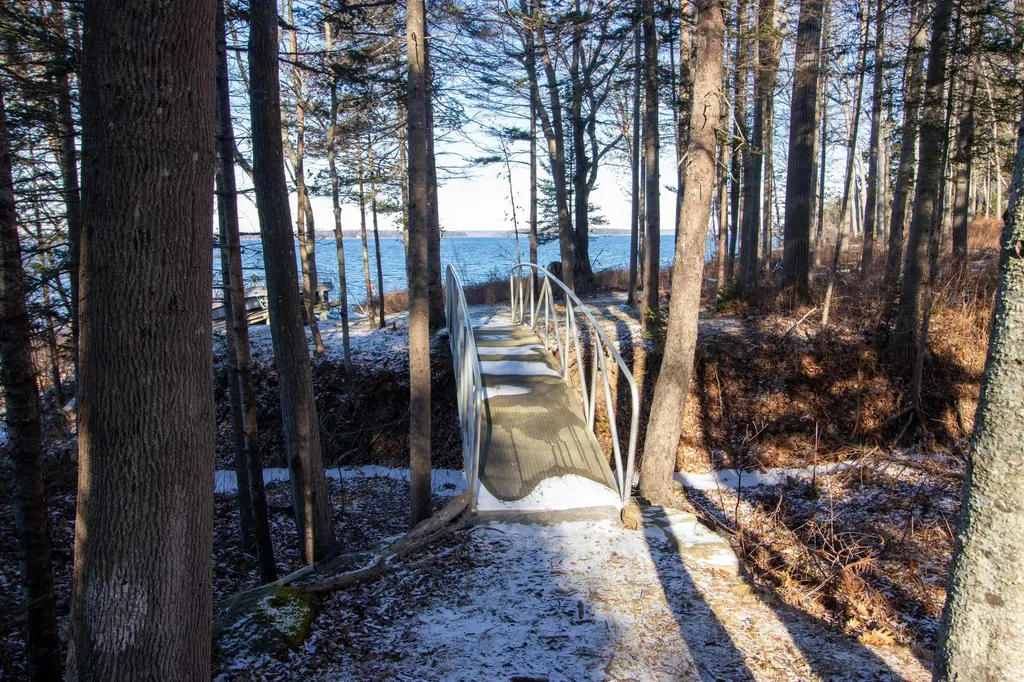 15 Goose Ledge Road Harpswell ME 04079