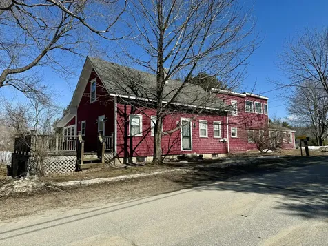 133 Cemetery Road Monmouth ME 04259