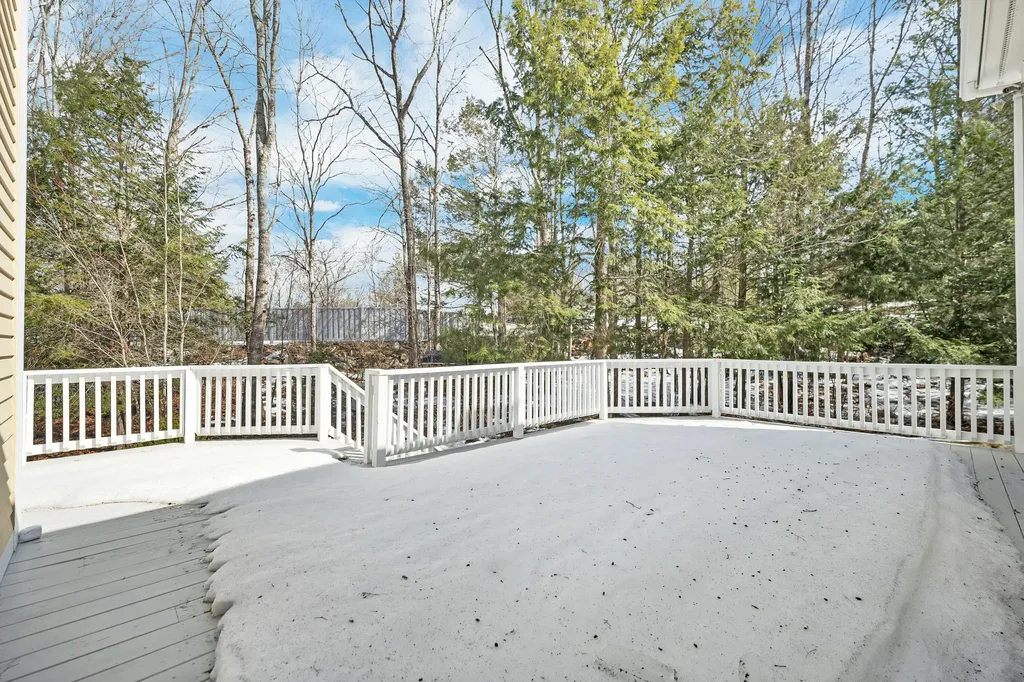 14 Payneton Hill Road York ME 03909