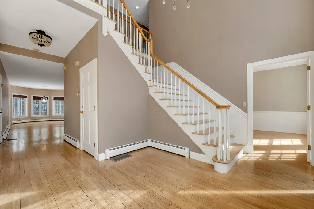 14 Payneton Hill Road York ME 03909