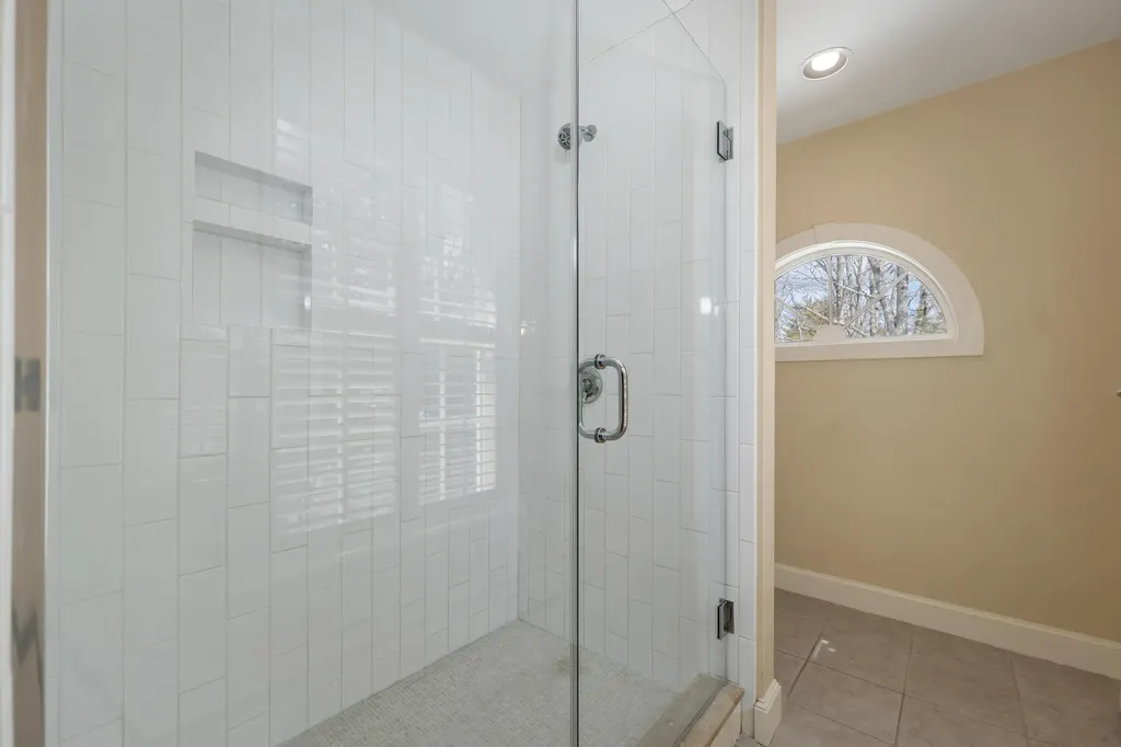 14 Payneton Hill Road York ME 03909