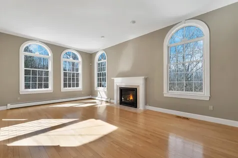 14 Payneton Hill Road York ME 03909