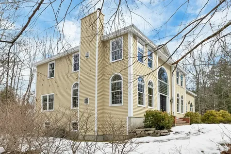 14 Payneton Hill Road York ME 03909