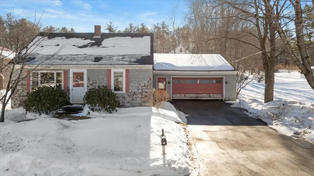 51 Jenkins Street Lewiston ME 04240