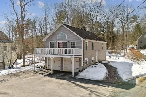 43 Swan Road Windham ME 04062