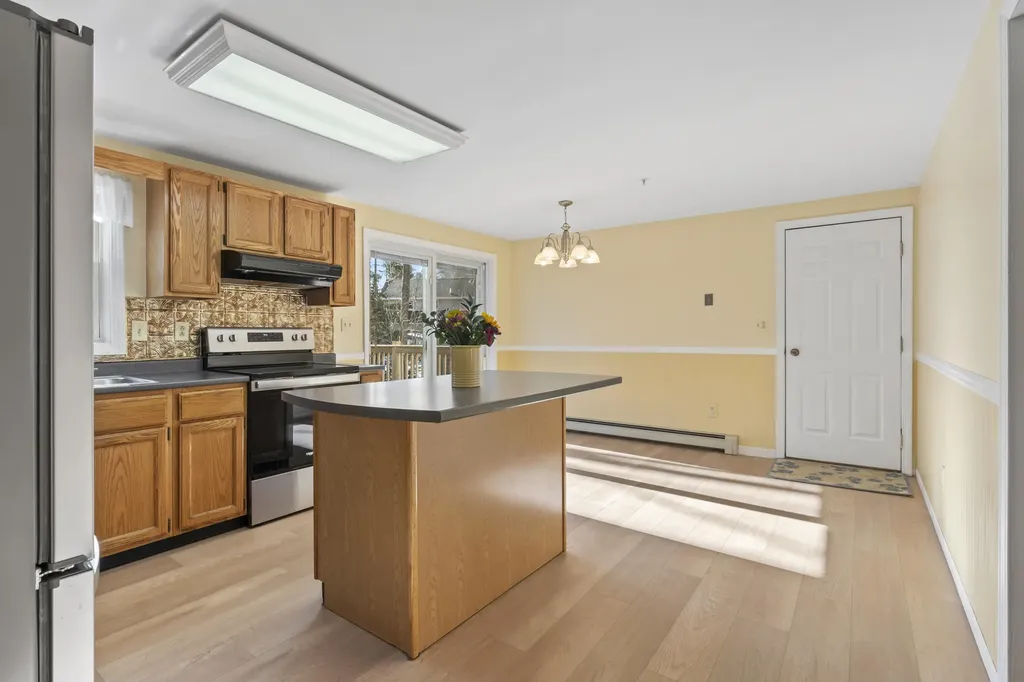 56 Wildwood Drive Brunswick ME 04011