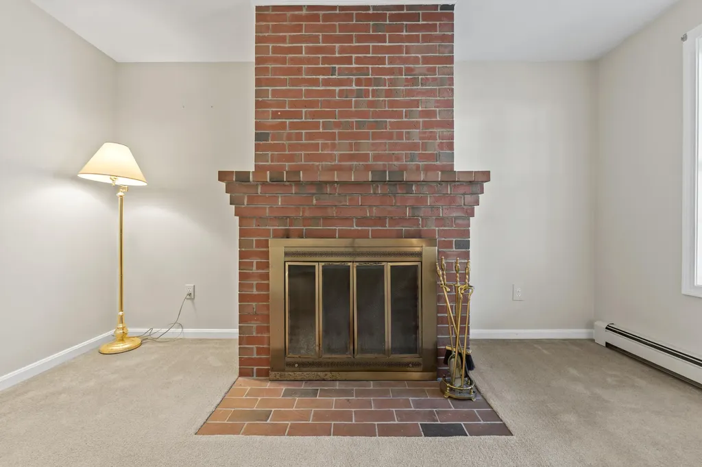 56 Wildwood Drive Brunswick ME 04011