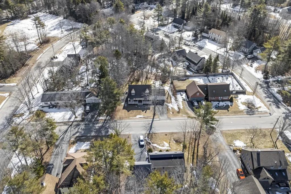 56 Wildwood Drive Brunswick ME 04011