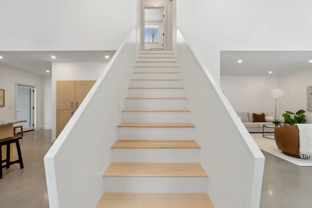 41 Mattie Lane Durham ME 04222