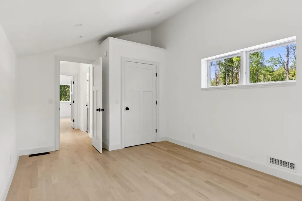 41 Mattie Lane Durham ME 04222