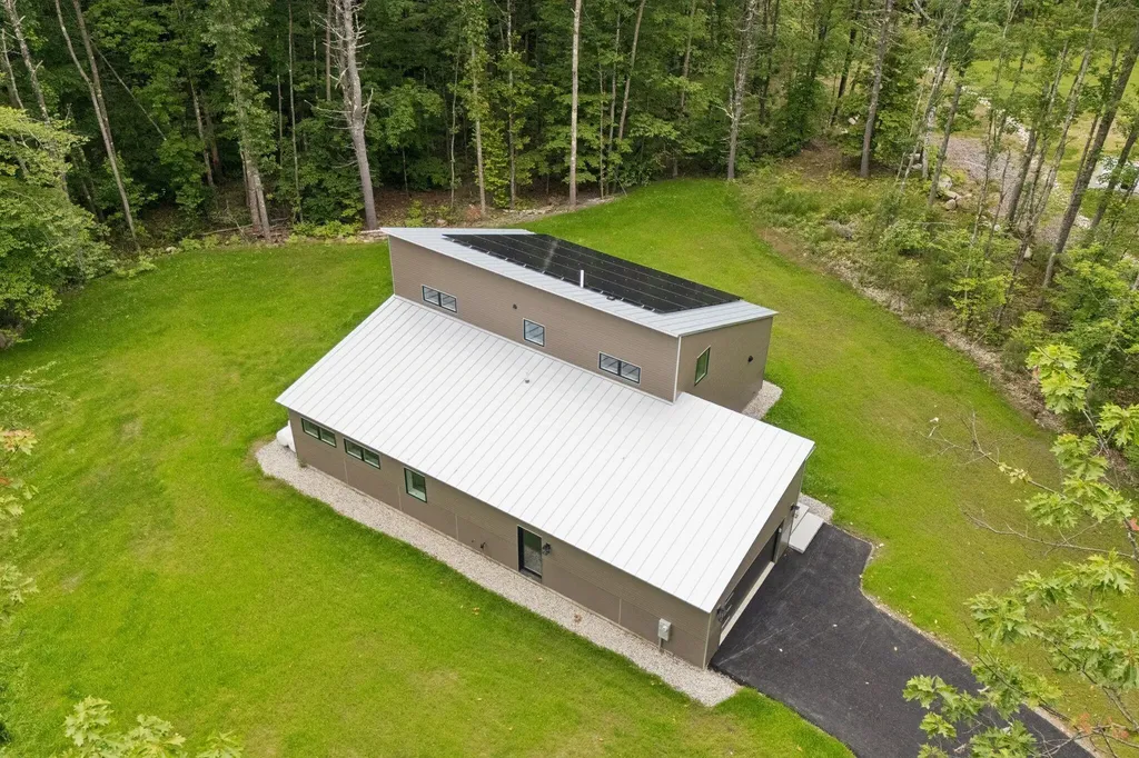 41 Mattie Lane Durham ME 04222