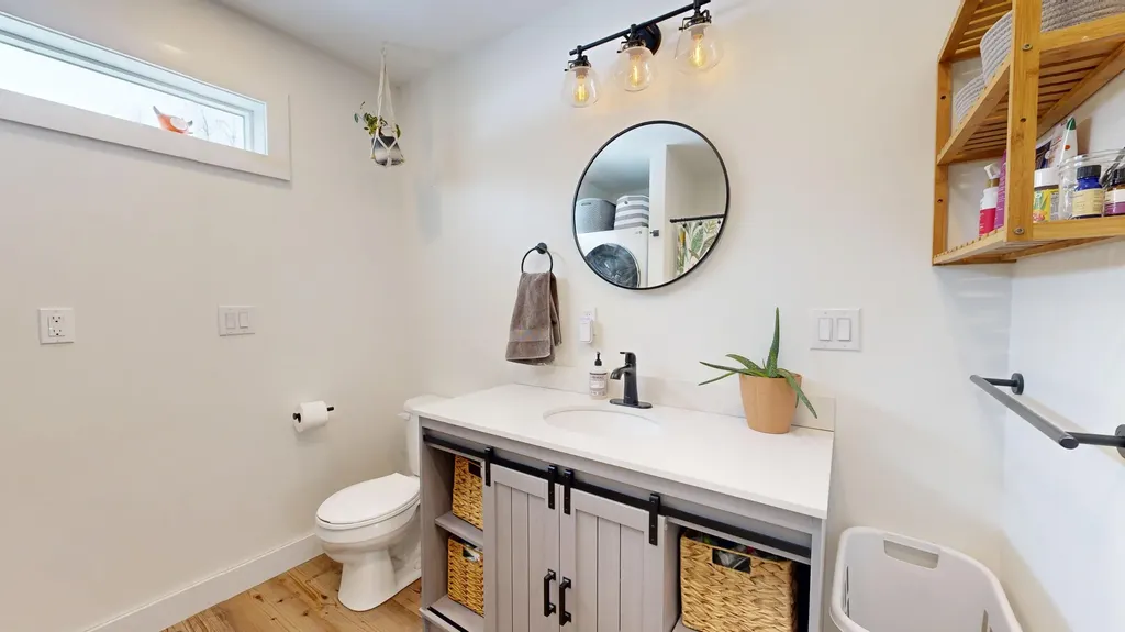 16 Ledges Way New Sharon ME 04360