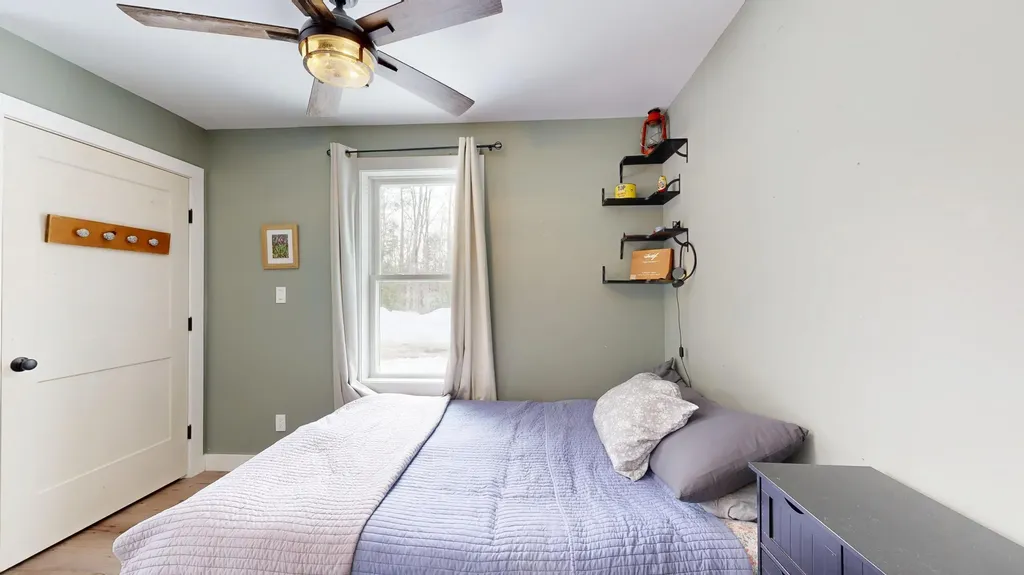 16 Ledges Way New Sharon ME 04360