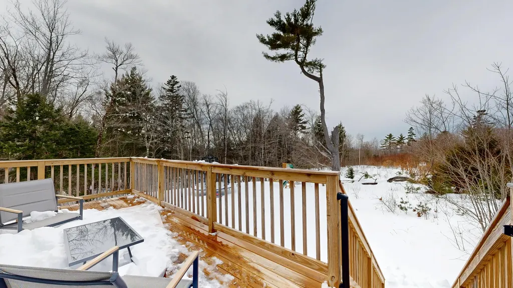 16 Ledges Way New Sharon ME 04360