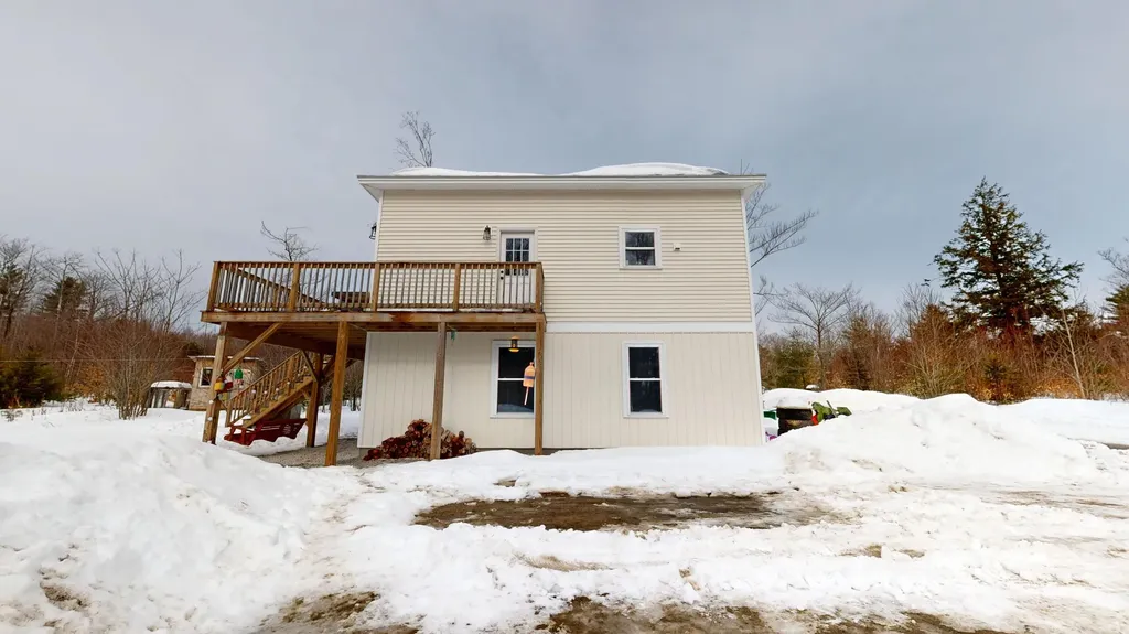 16 Ledges Way New Sharon ME 04360