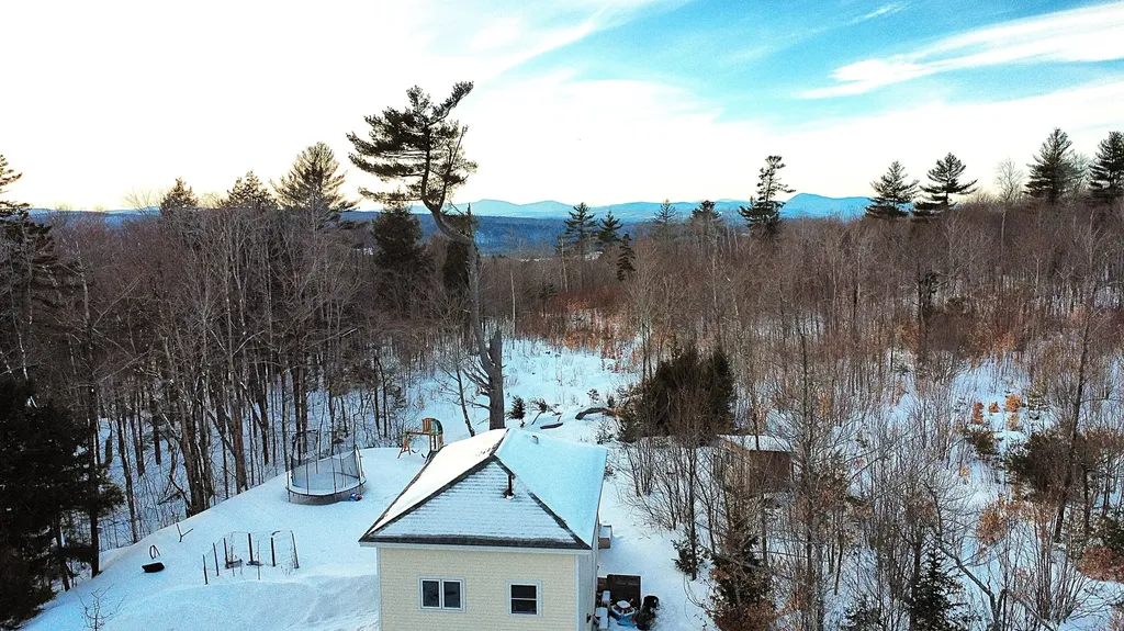 16 Ledges Way New Sharon ME 04360