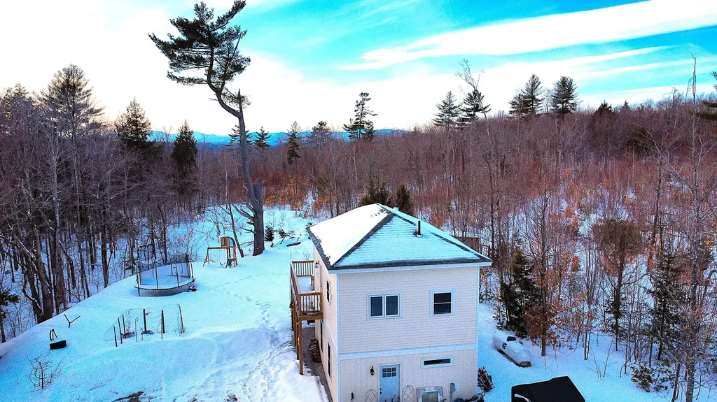 16 Ledges Way New Sharon ME 04360