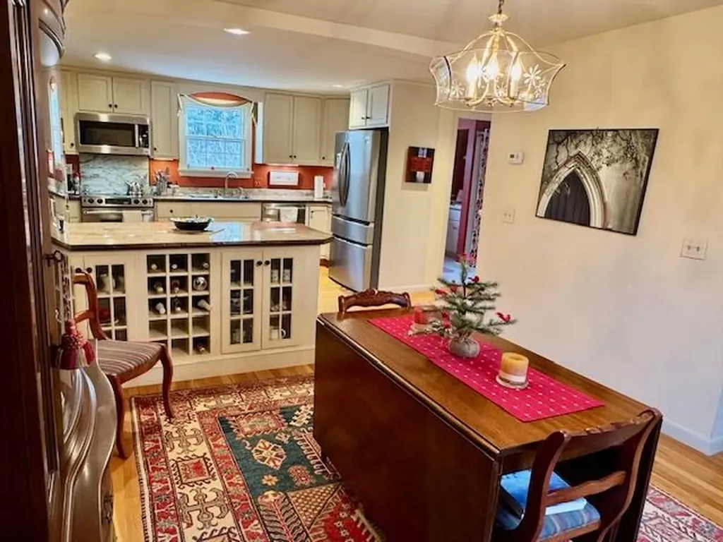 81 Mckeen Street Brunswick ME 04011