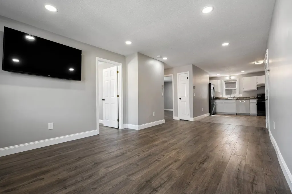 198 Saco Avenue Old Orchard Beach ME 04064