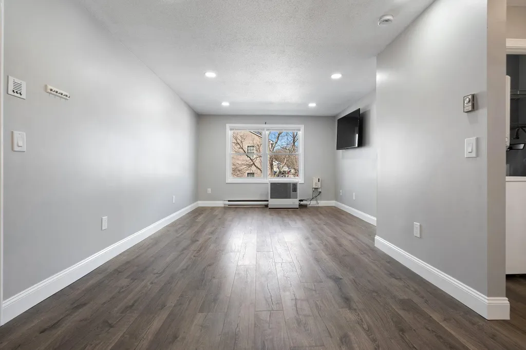 198 Saco Avenue Old Orchard Beach ME 04064