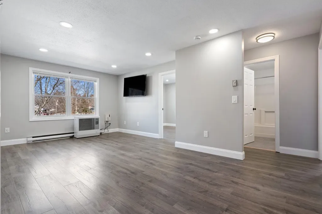 198 Saco Avenue Old Orchard Beach ME 04064