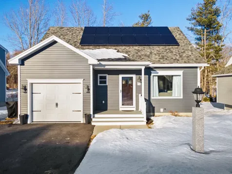 30 Settlers Way Saco ME 04072
