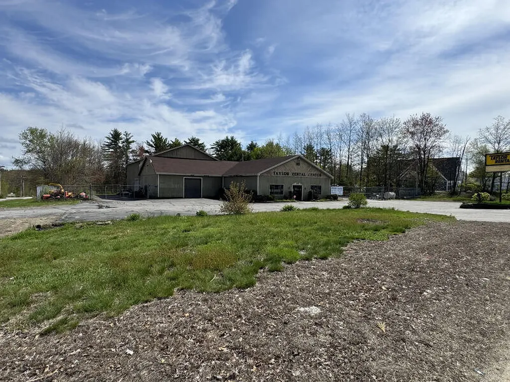 1306 Main Street Sanford ME 04073