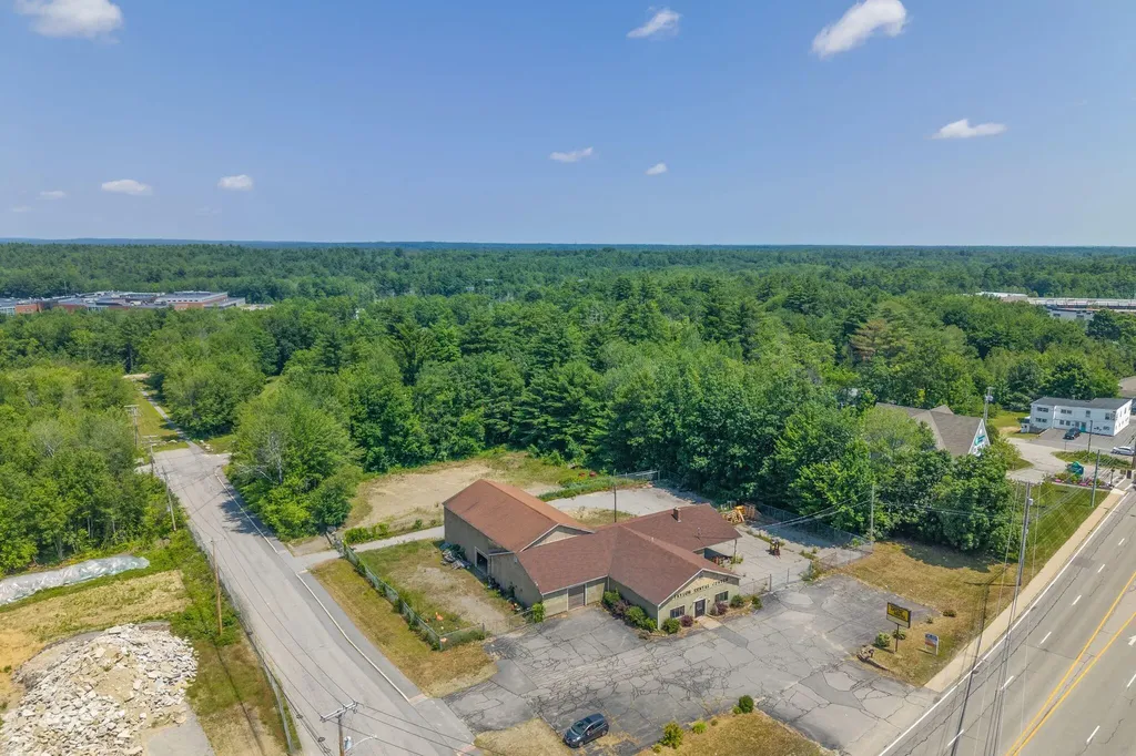 1306 Main Street Sanford ME 04073