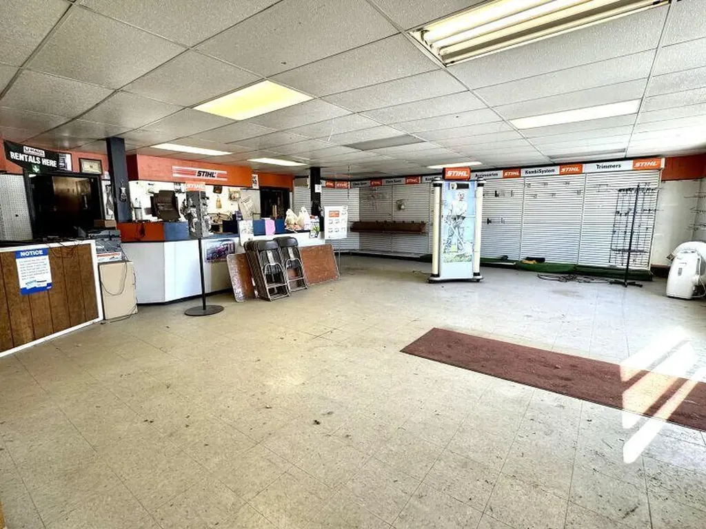 1306 Main Street Sanford ME 04073