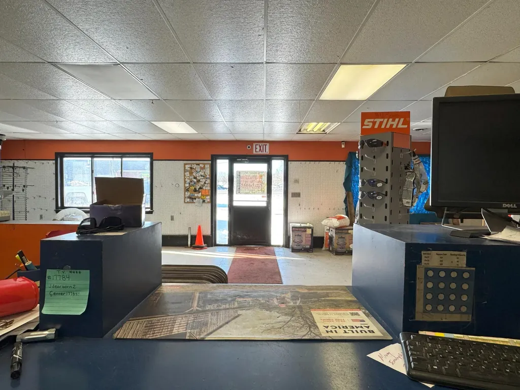 1306 Main Street Sanford ME 04073