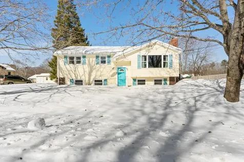 59 Constitution Drive Westbrook ME 04092
