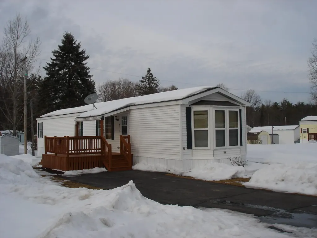 52 Patio Park Lane Gorham ME 04038
