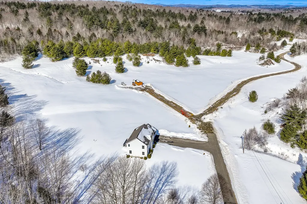 3 Brookside Drive Fairfield ME 04937