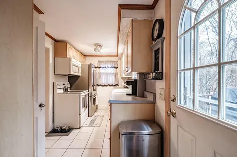539 Mitchell Road Cape Elizabeth ME 04107