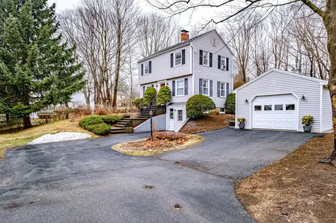 539 Mitchell Road Cape Elizabeth ME 04107