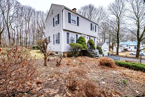 539 Mitchell Road Cape Elizabeth ME 04107