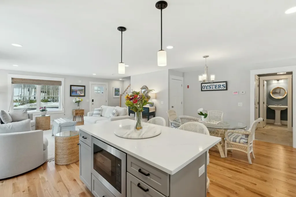 16 Adena Way Kennebunk ME 04043
