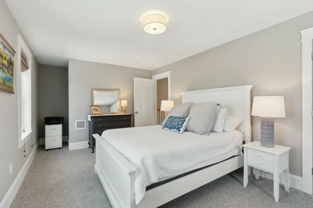 16 Adena Way Kennebunk ME 04043