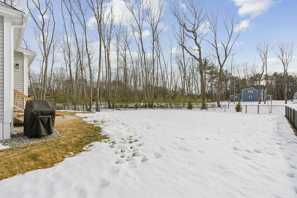 16 Adena Way Kennebunk ME 04043