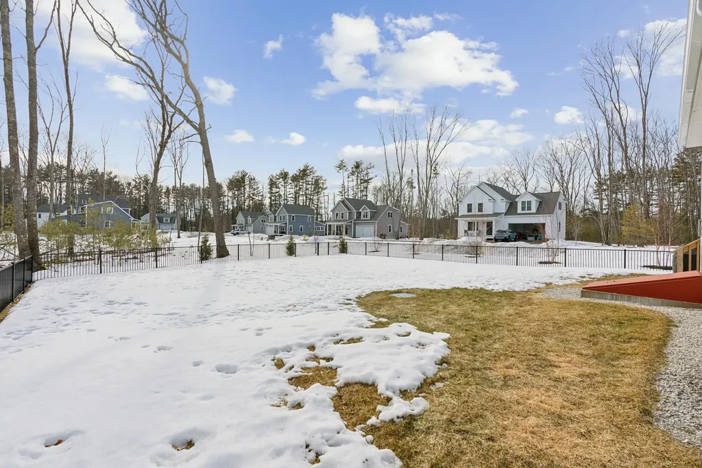 16 Adena Way Kennebunk ME 04043
