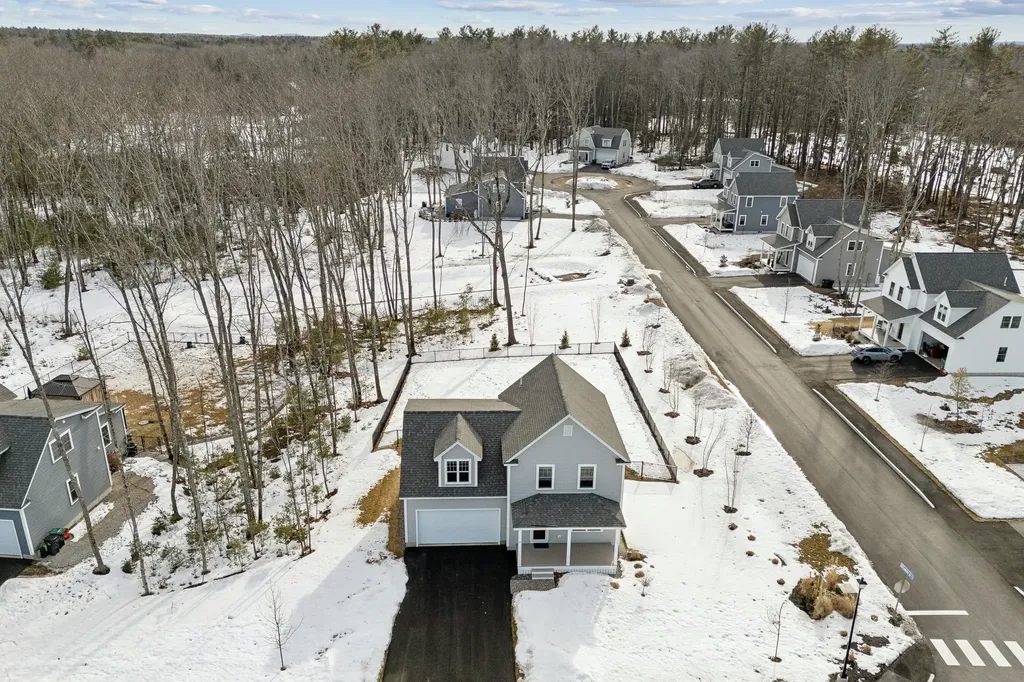 16 Adena Way Kennebunk ME 04043