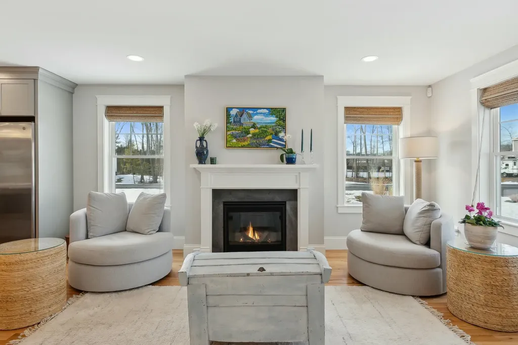 16 Adena Way Kennebunk ME 04043