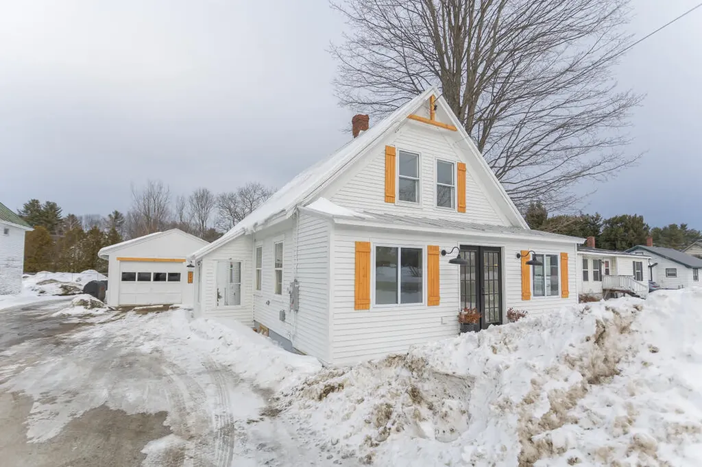 290 Farmington Falls Road Farmington ME 04938