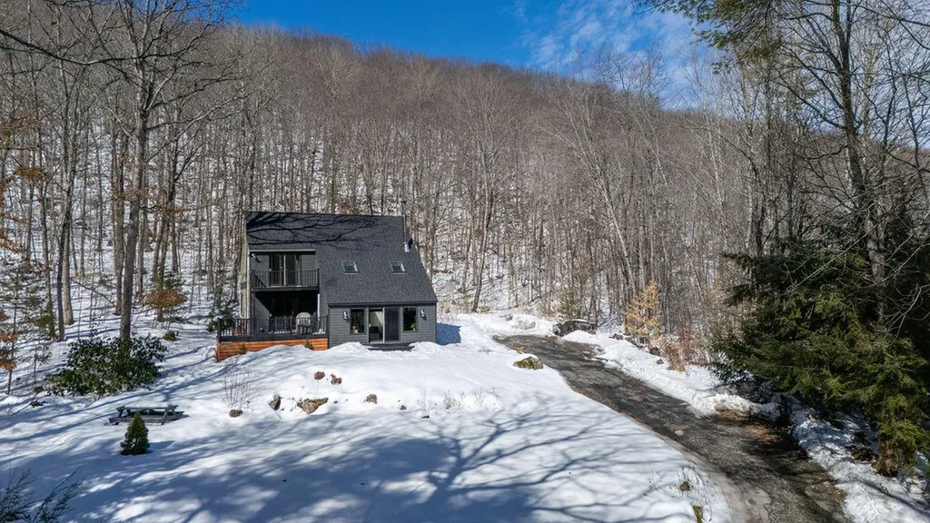 15 Blackcat Mountain Road Poland ME 04274