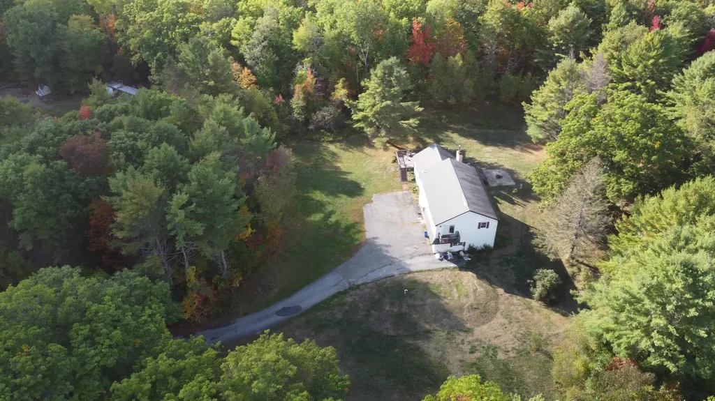 20 Lakeman Lane Eddington ME 04428