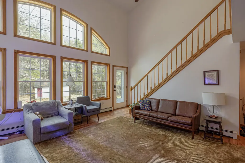 20 Lakeman Lane Eddington ME 04428